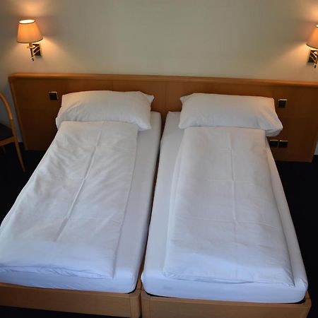 Hotel Schwert Näfels Kültér fotó