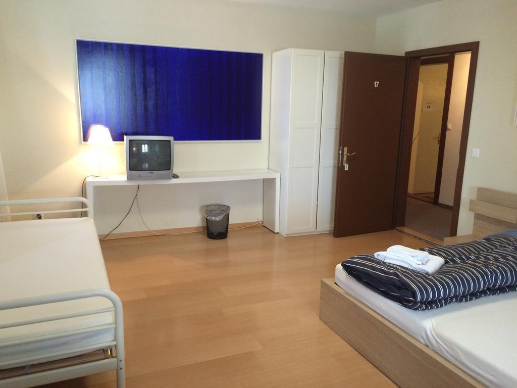Hotel Schwert Näfels Szoba fotó