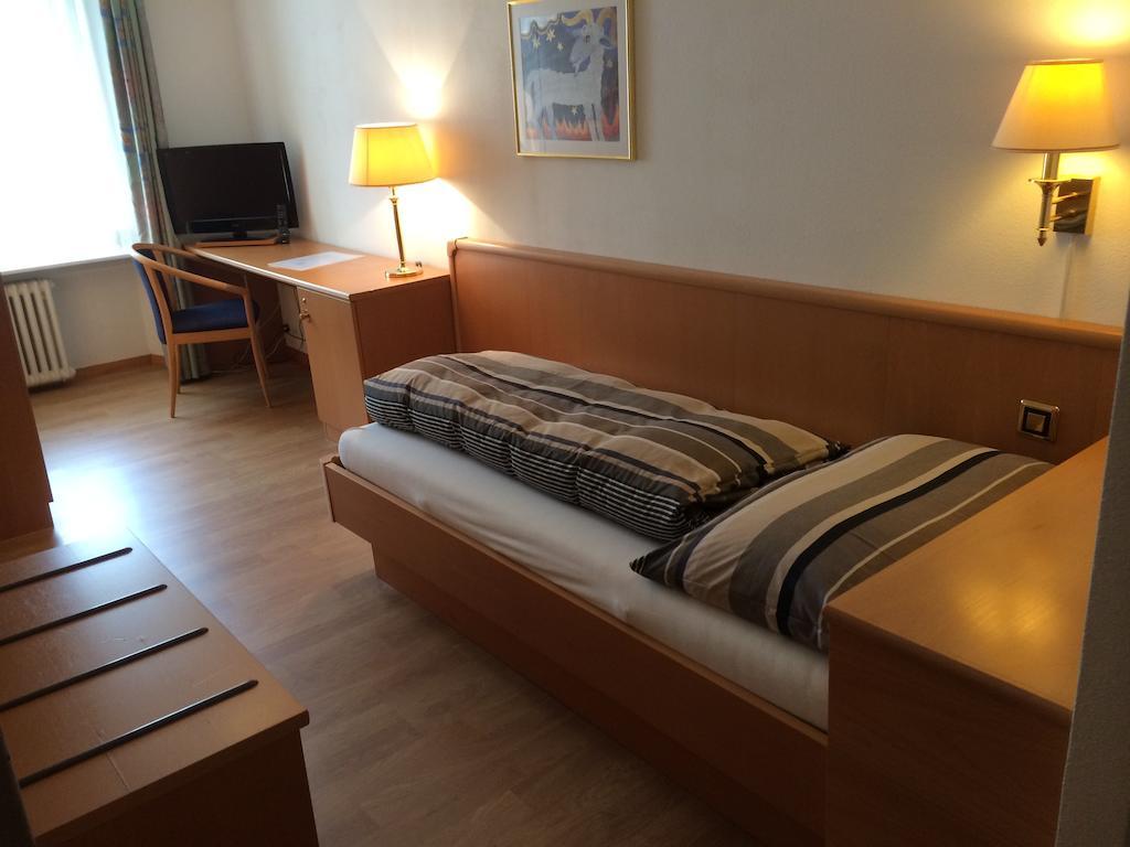 Hotel Schwert Näfels Szoba fotó