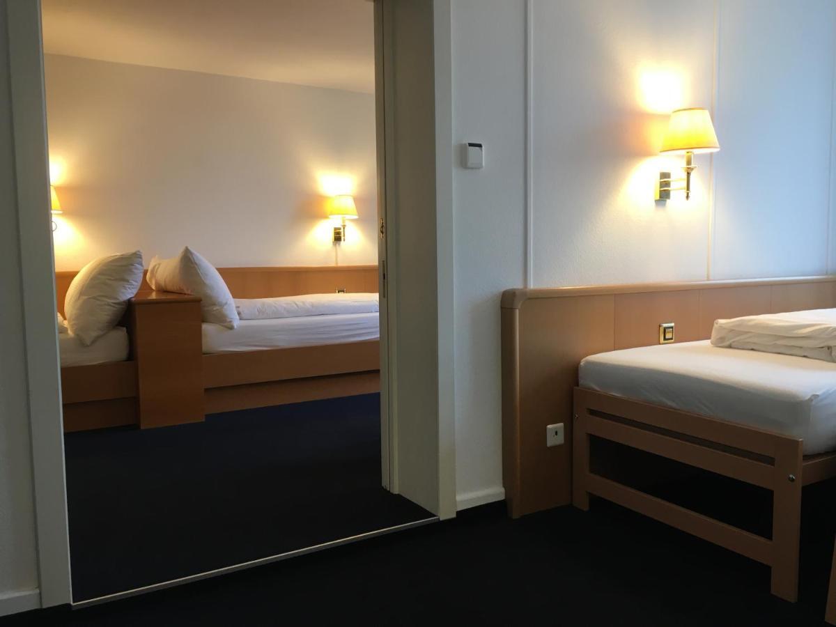 Hotel Schwert Näfels Kültér fotó