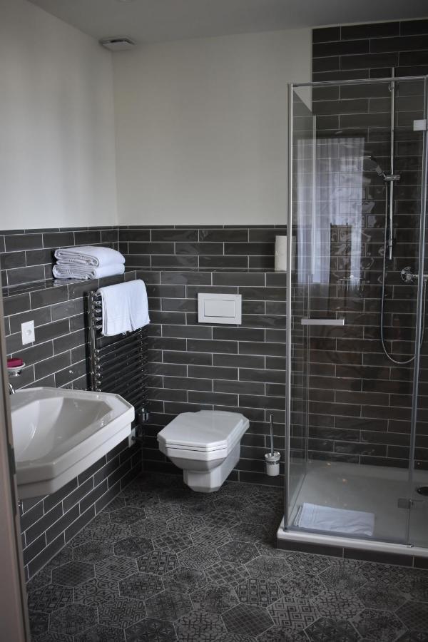Hotel Schwert Näfels Kültér fotó